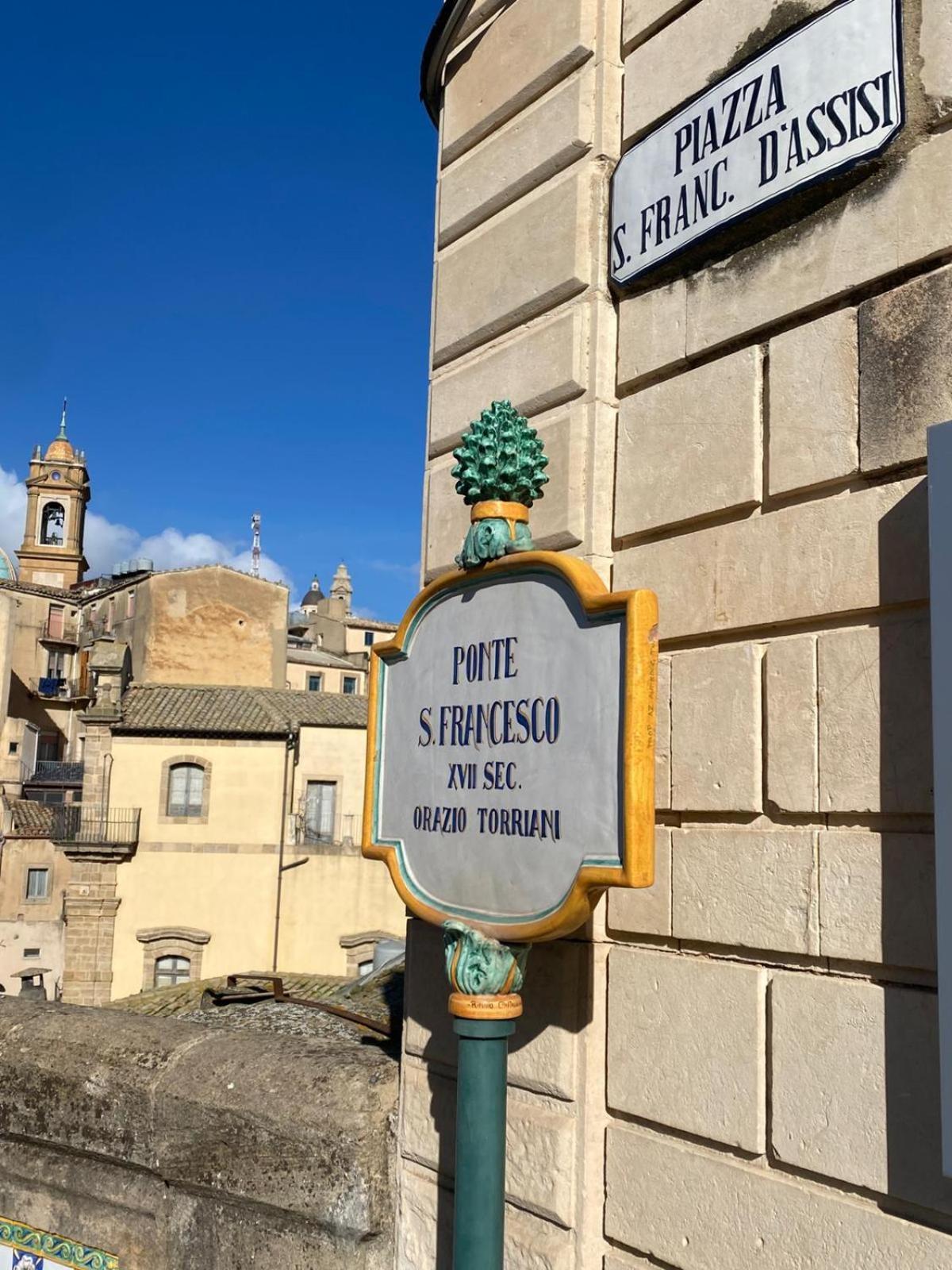 Il Melograno Villa Caltagirone Exteriör bild